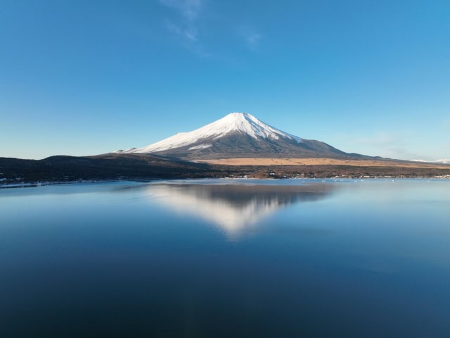 山中湖からみる富士山