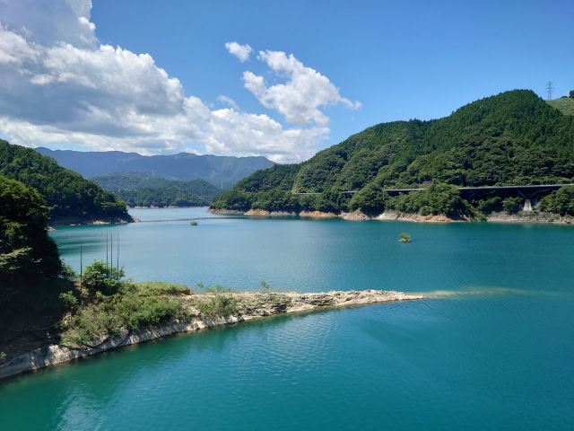 宮ヶ瀬湖
