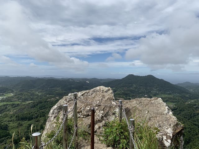 伊予ヶ岳山頂