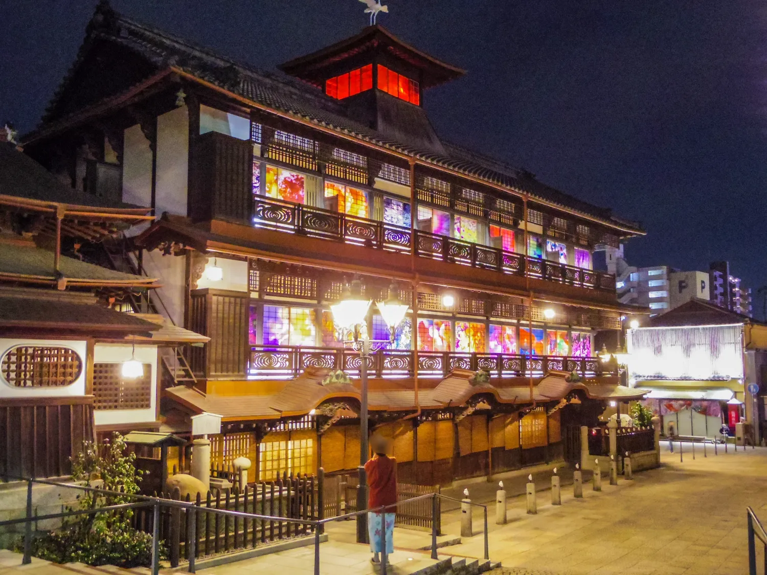 道後温泉本館の夜景
