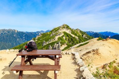 登山で休憩