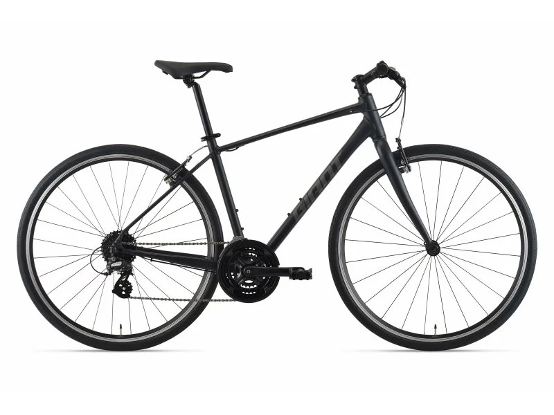 GIANT ESCAPE R3 2027年モデル マットブラック（出典：GIANT公式）