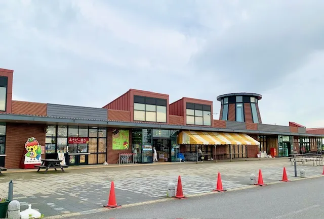 道の駅季楽里あさひの外観