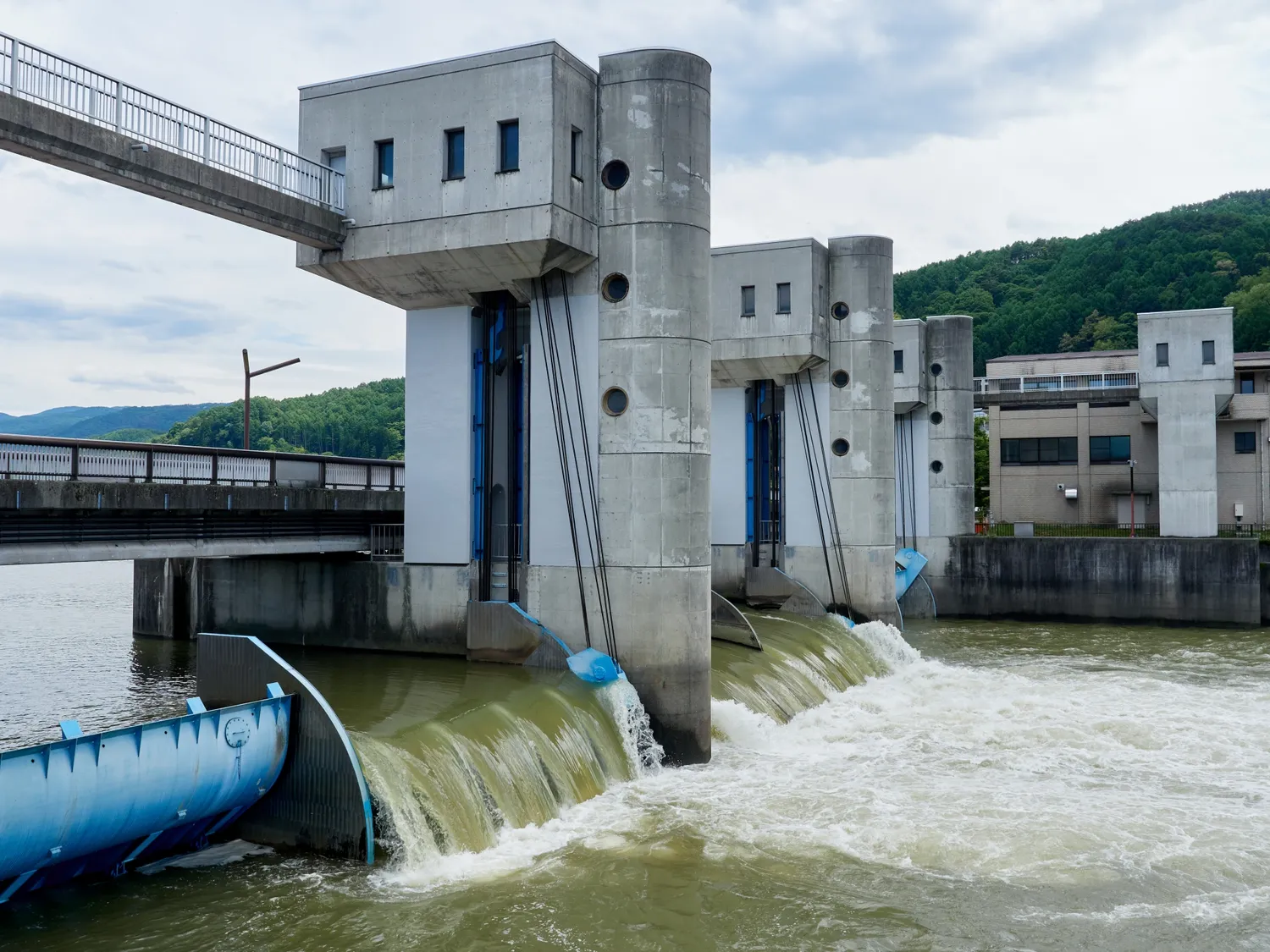 釜口水門